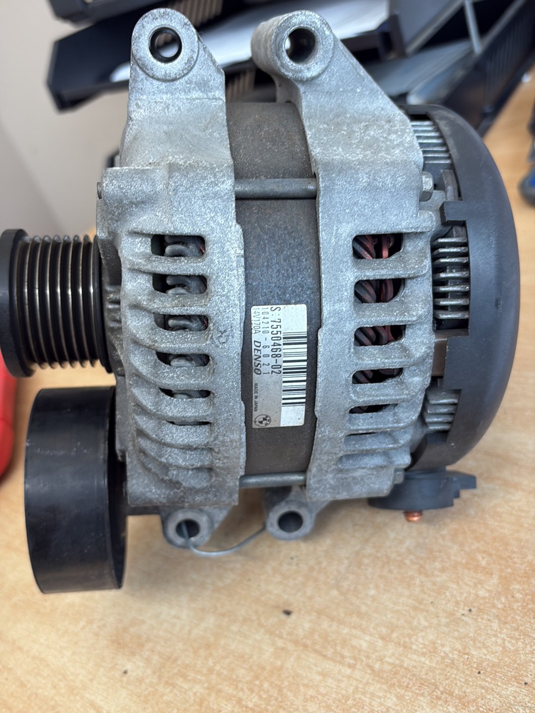 2010 BMW 320i WBAPG36040NM95824 - Alternator PN: 12 31 7 550 468. 170amp