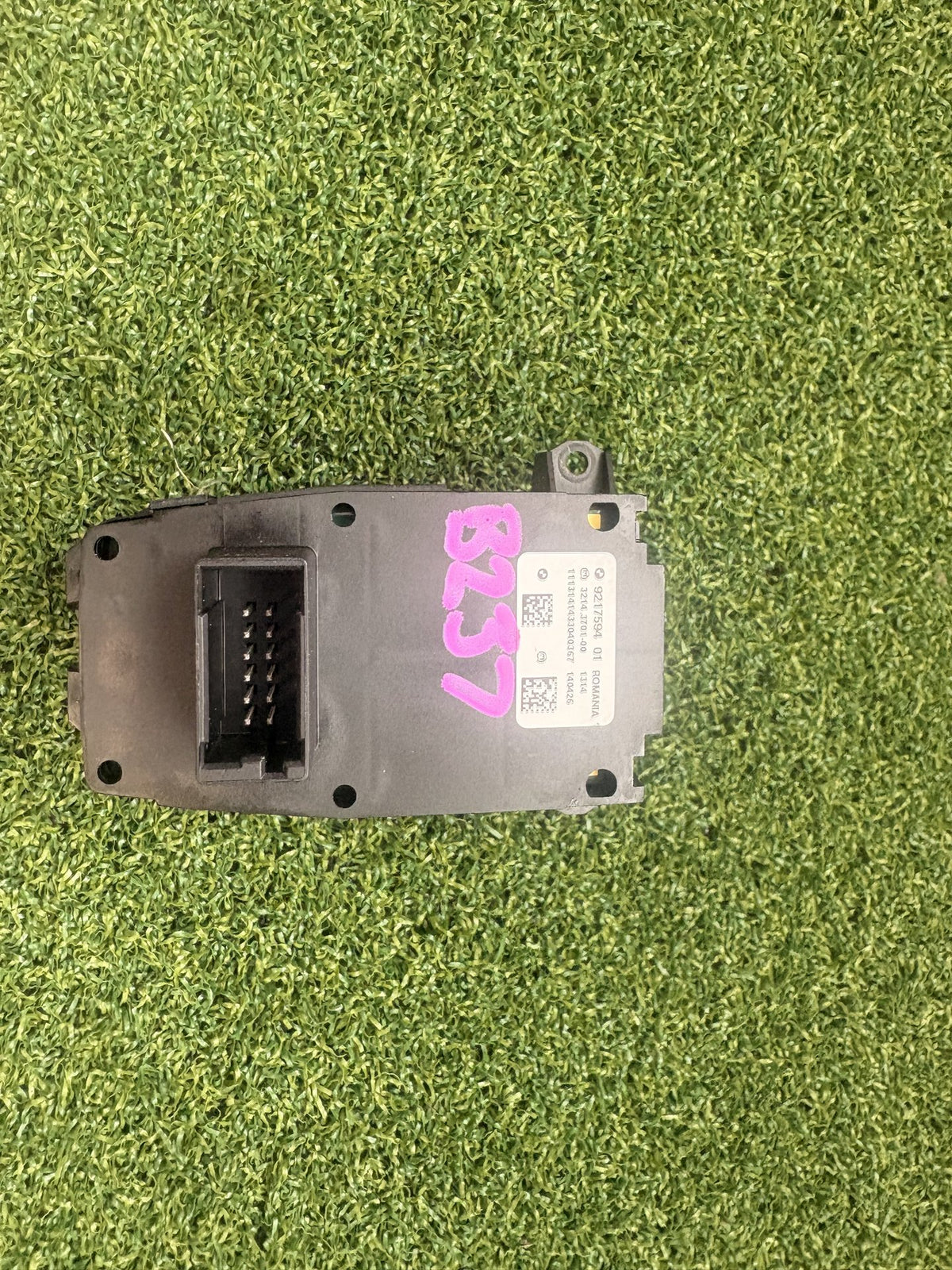 2011 BMW X3 F25 F25 - Handbrake Switch