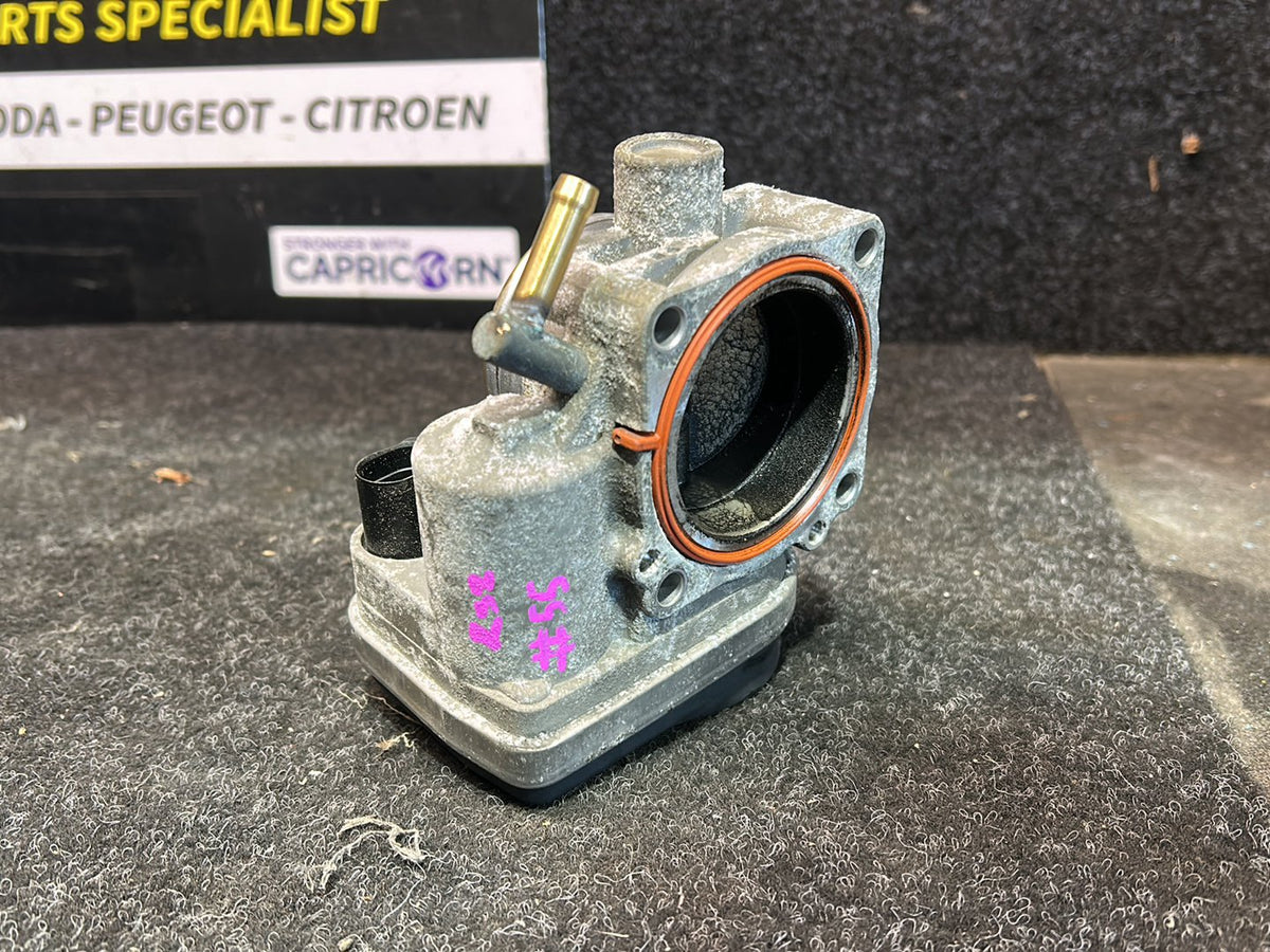 2005 Mini Cooper Cabrio R52- Throttle Body