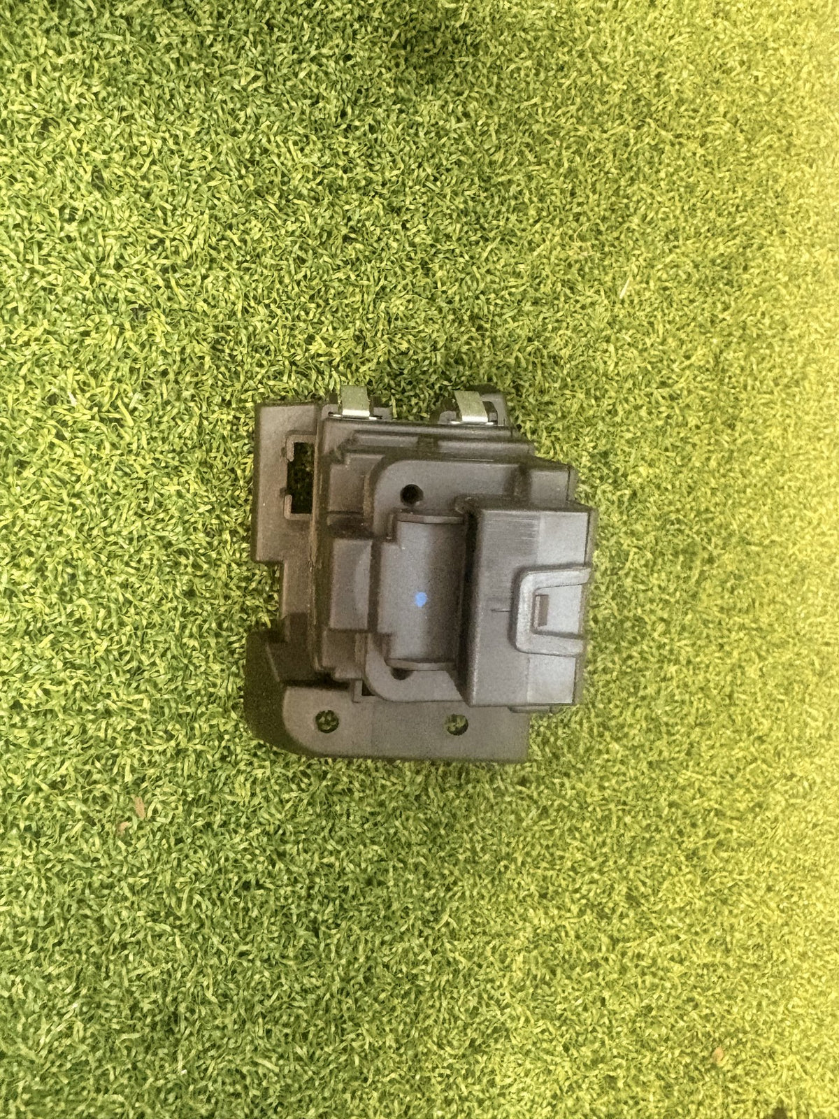 2007 BMW 325i 323 E90 - Ignition Key Reader Slot