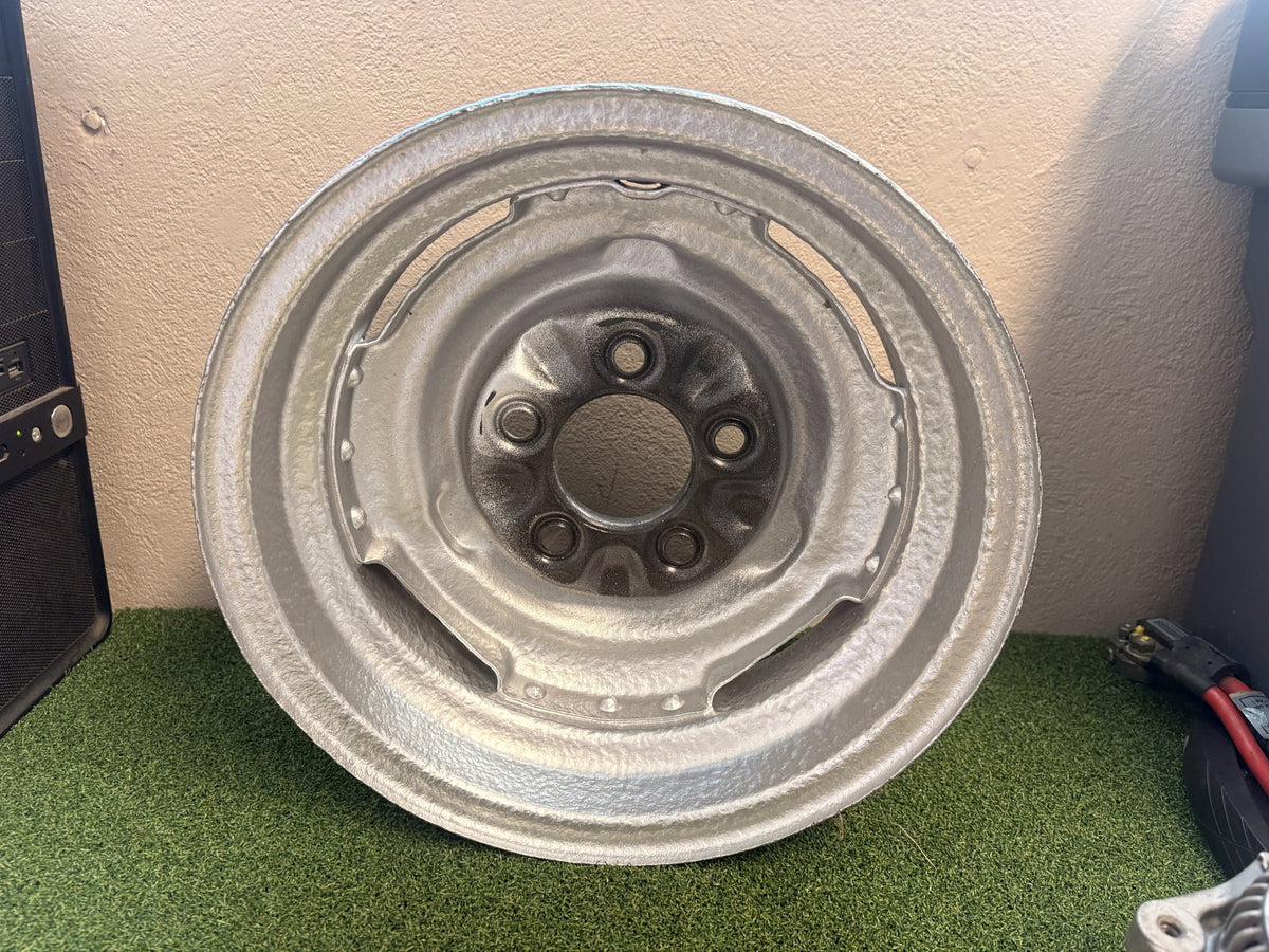 Ford Zephyr Mark 1 - 13" Steel Rim