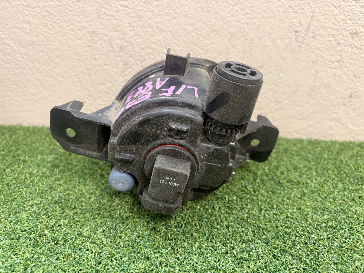 2009 X Series E70 X5 - Left Spotlight