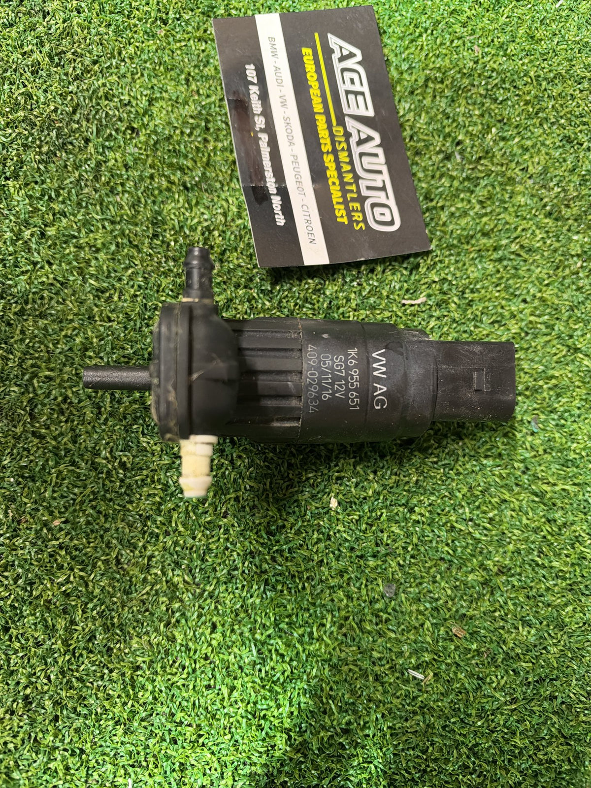 2017 Volkswagen Golf MK7 - Washer Bottle Pump