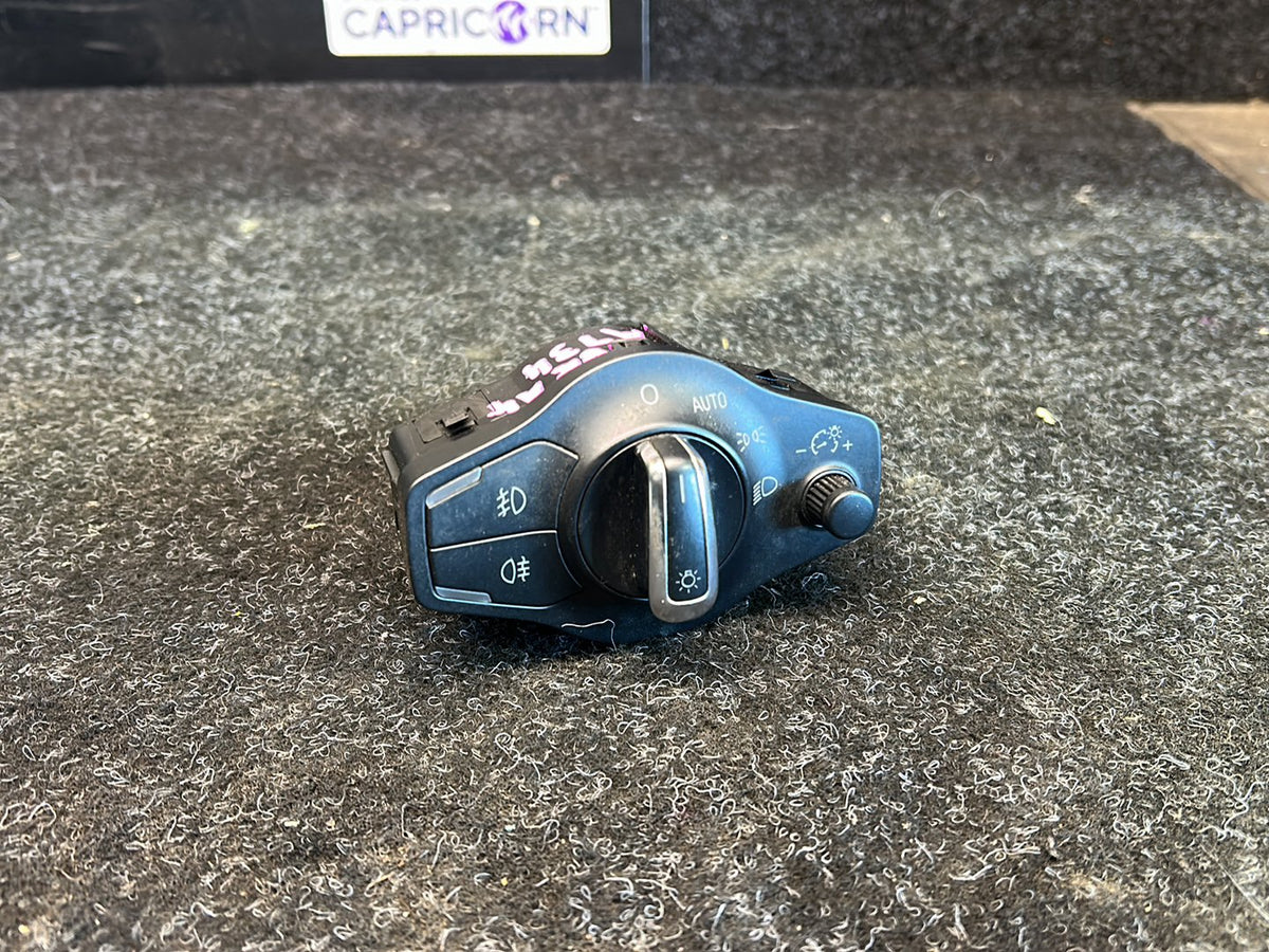 2008 Audi A4 8K - Light Control Unit PN: 8K0 941 531 AS Multi-switch for side lights and driving lights
