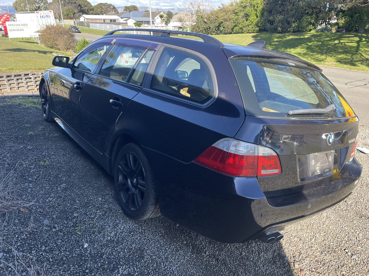 2006 BMW 530i Touring E61