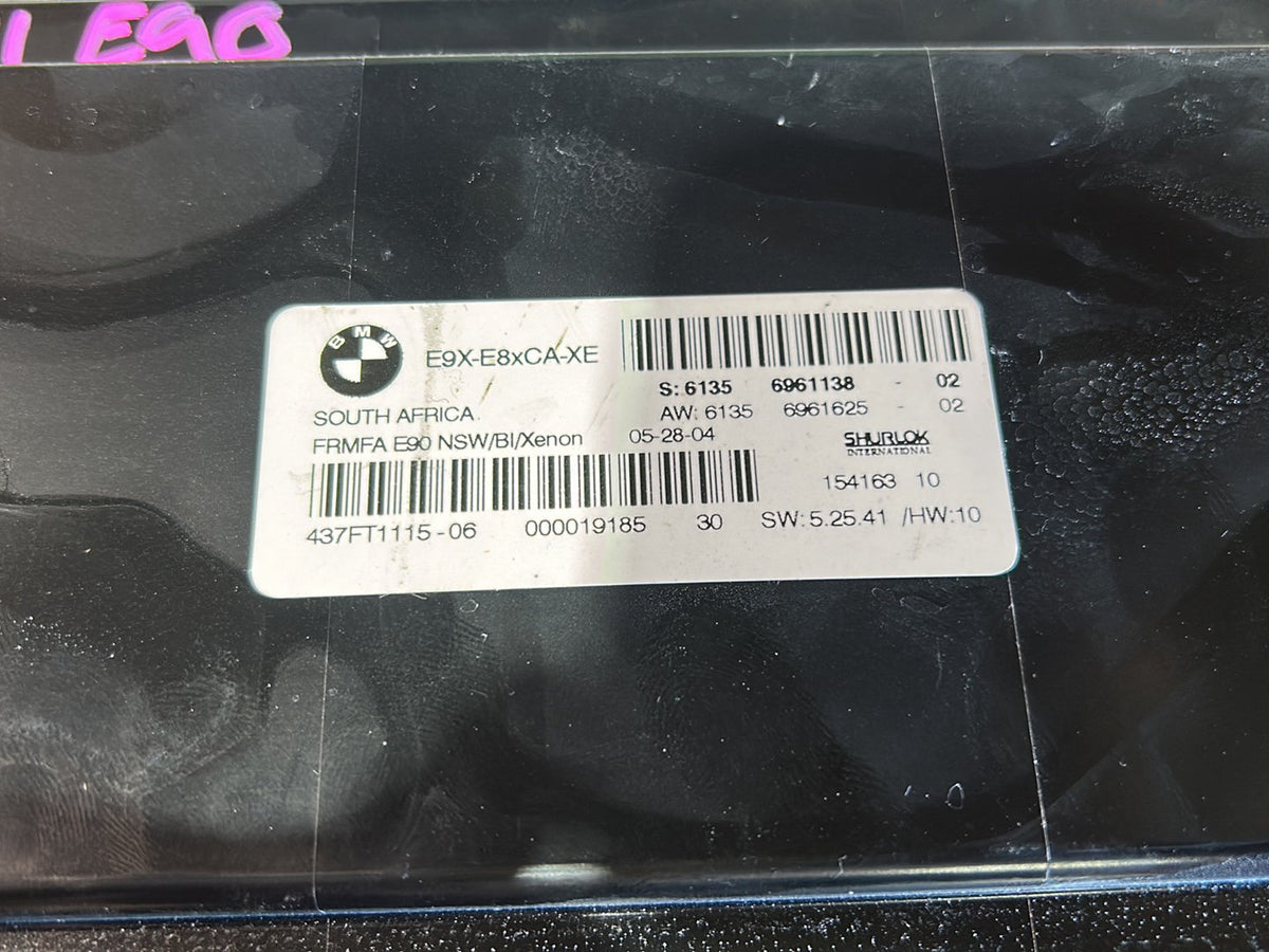 2005 BMW 330i E90 - Footwell Module PN: 61 35 9 128 184 Footwell module XE