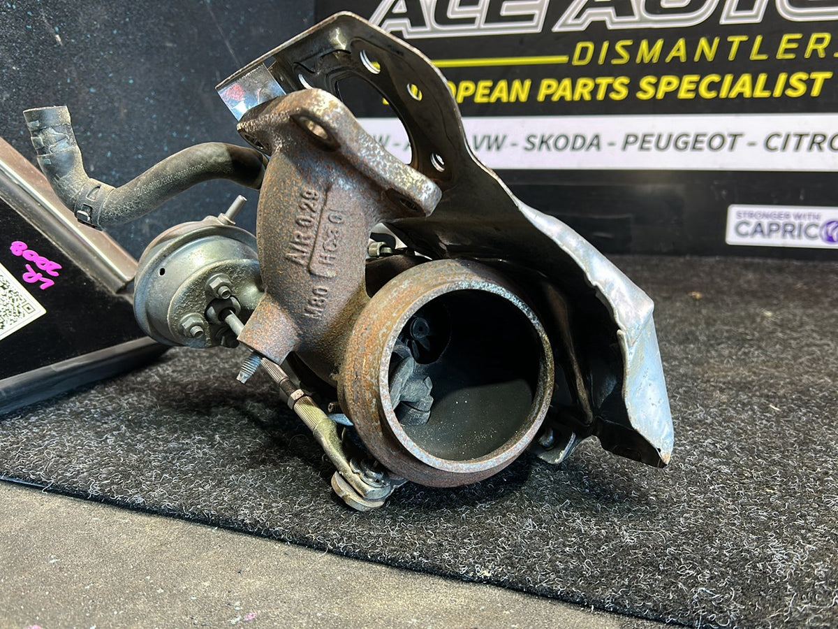 2018 Peugeot 2008 HNZ - Turbo Exhaust Manifold PN: 16 378 345 80 TURBO CHARGER EXCHANGE