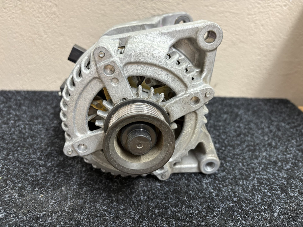 2015 BMW 218d - Alternator PN: 12 31 7 640 875 7640131-03 104211-8181