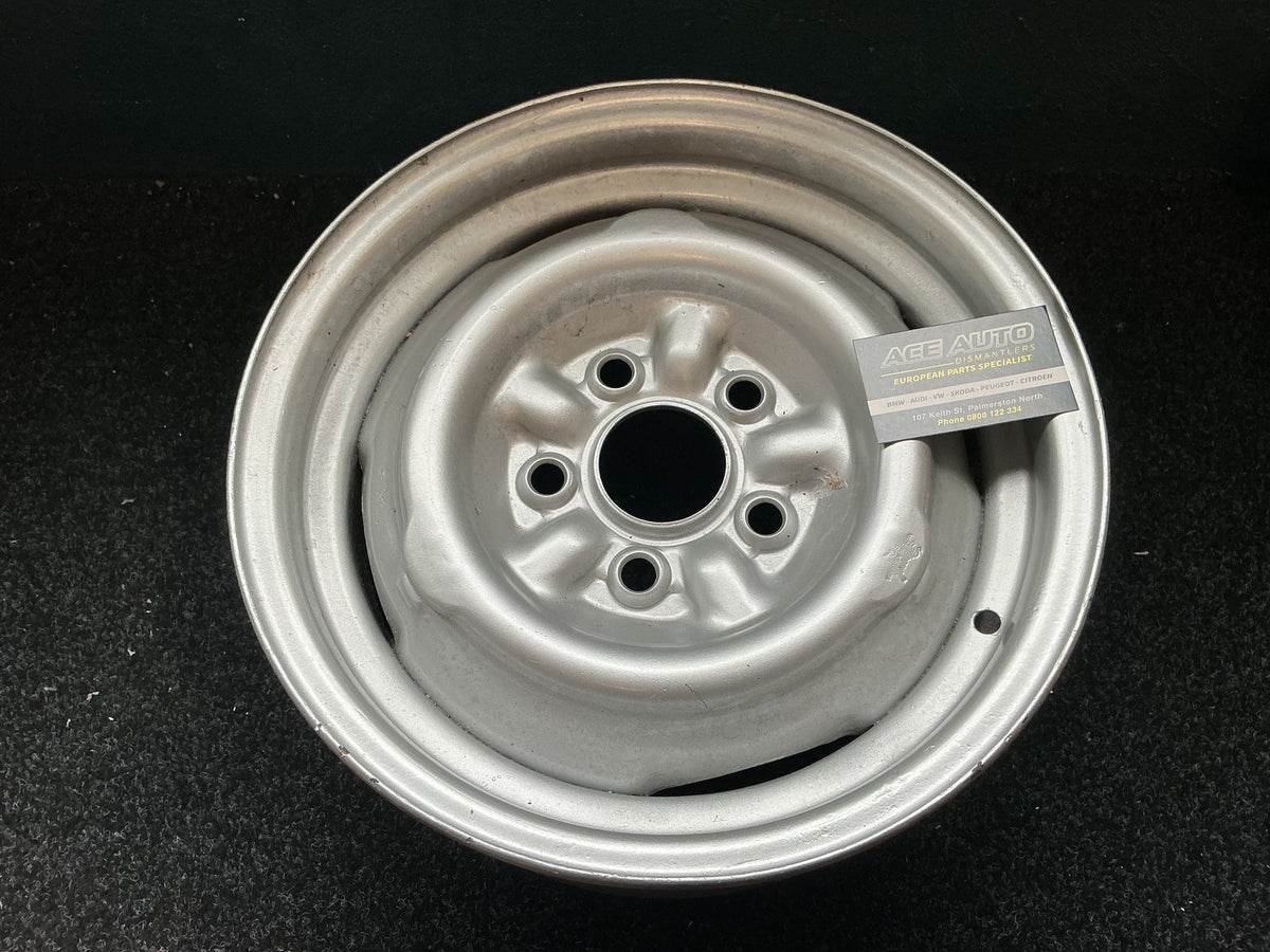 Ford Falcon XR - 14" Steel Rim