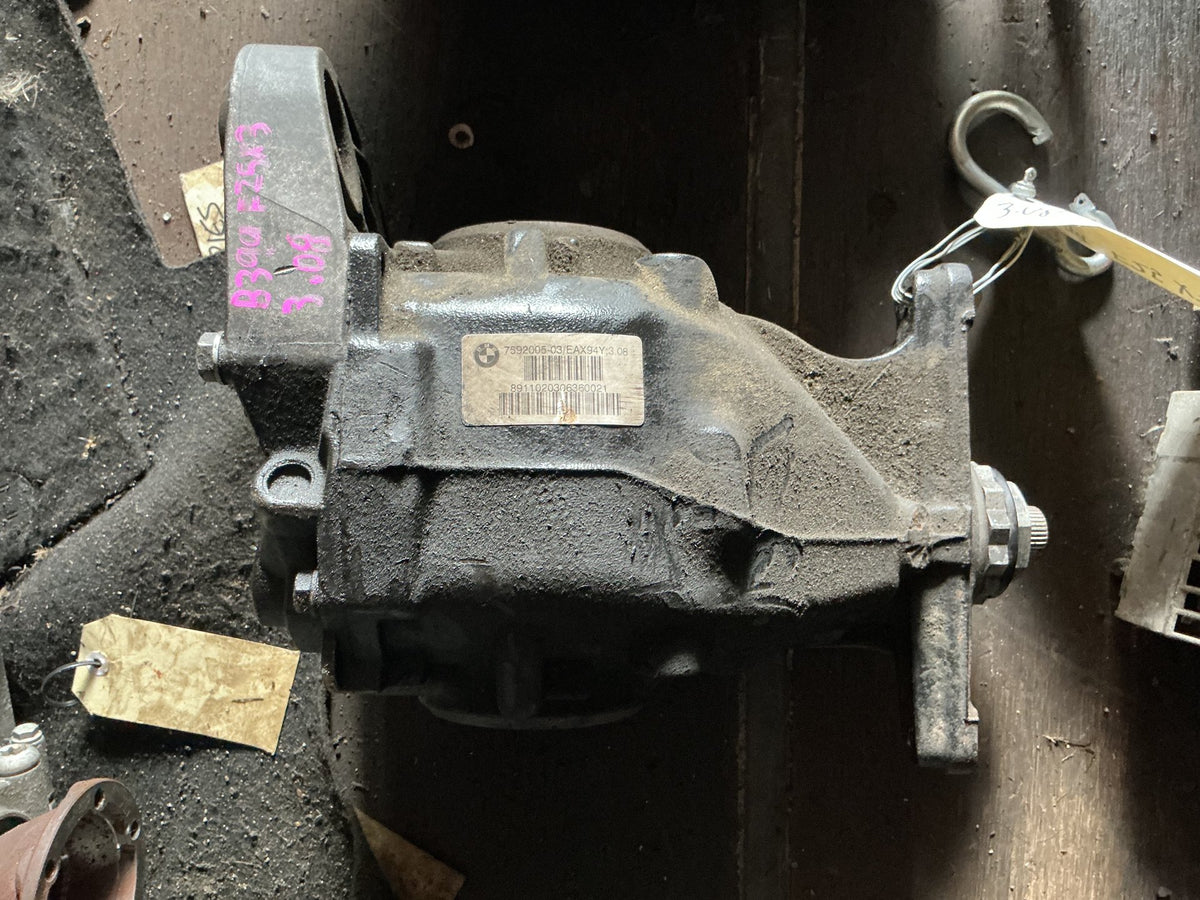 2011 BMW X3 F25 - Rear Differential Head PN: 33 10 7 592 006 Rear-axle-drive 3.08 Ratio