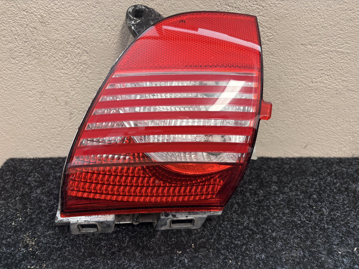 2018 Peugeot 2008 - Left Rear Fog Light PN: 6350 GH REAR FOGLAMP Left
