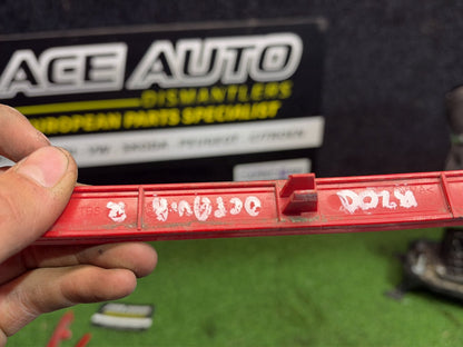 2015 Skoda Octavia - Rear Bumper Reflector