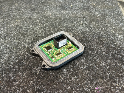 2010 BMW 325i 320i E90- Headlight Control Unit Adaptive