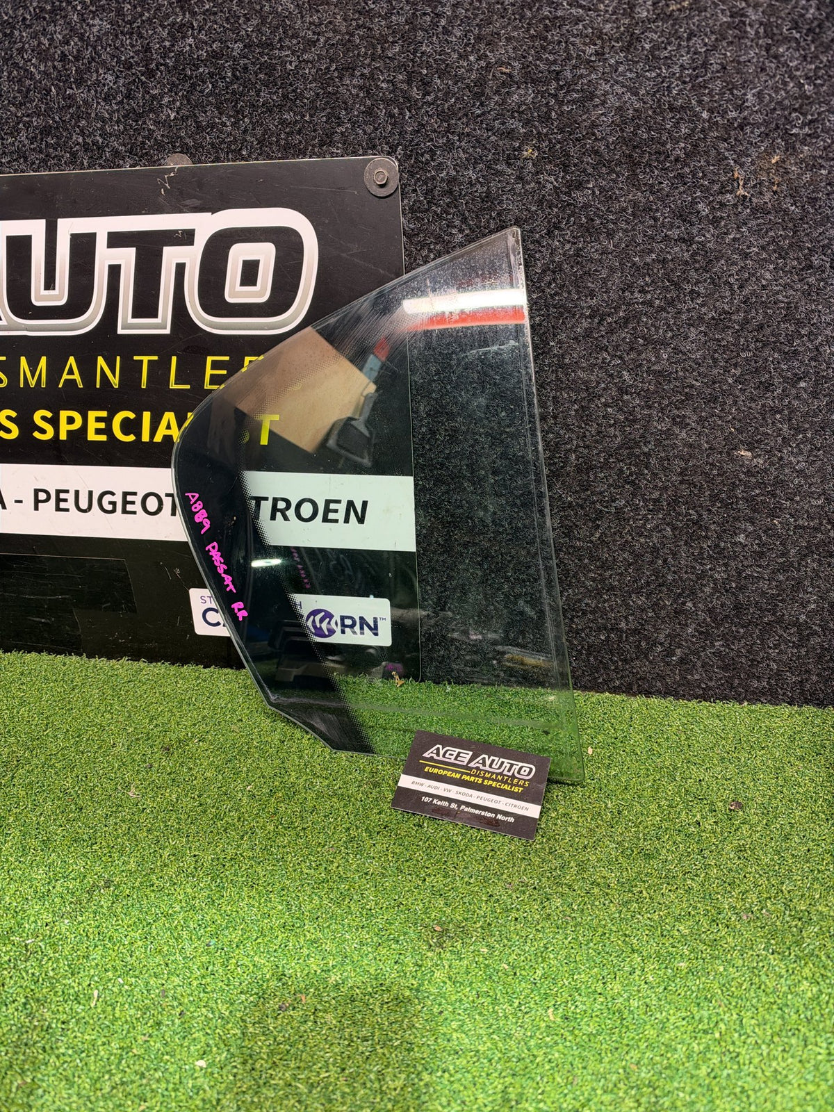 2006 Volkswagen Passat - Right Rear Quarter Glass