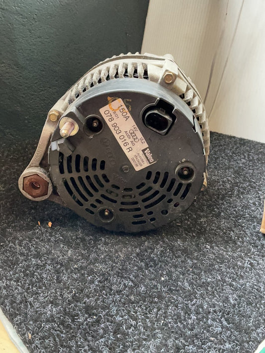 2001 Audi A4 8E WAUZZZ8E92A021487 - Alternator