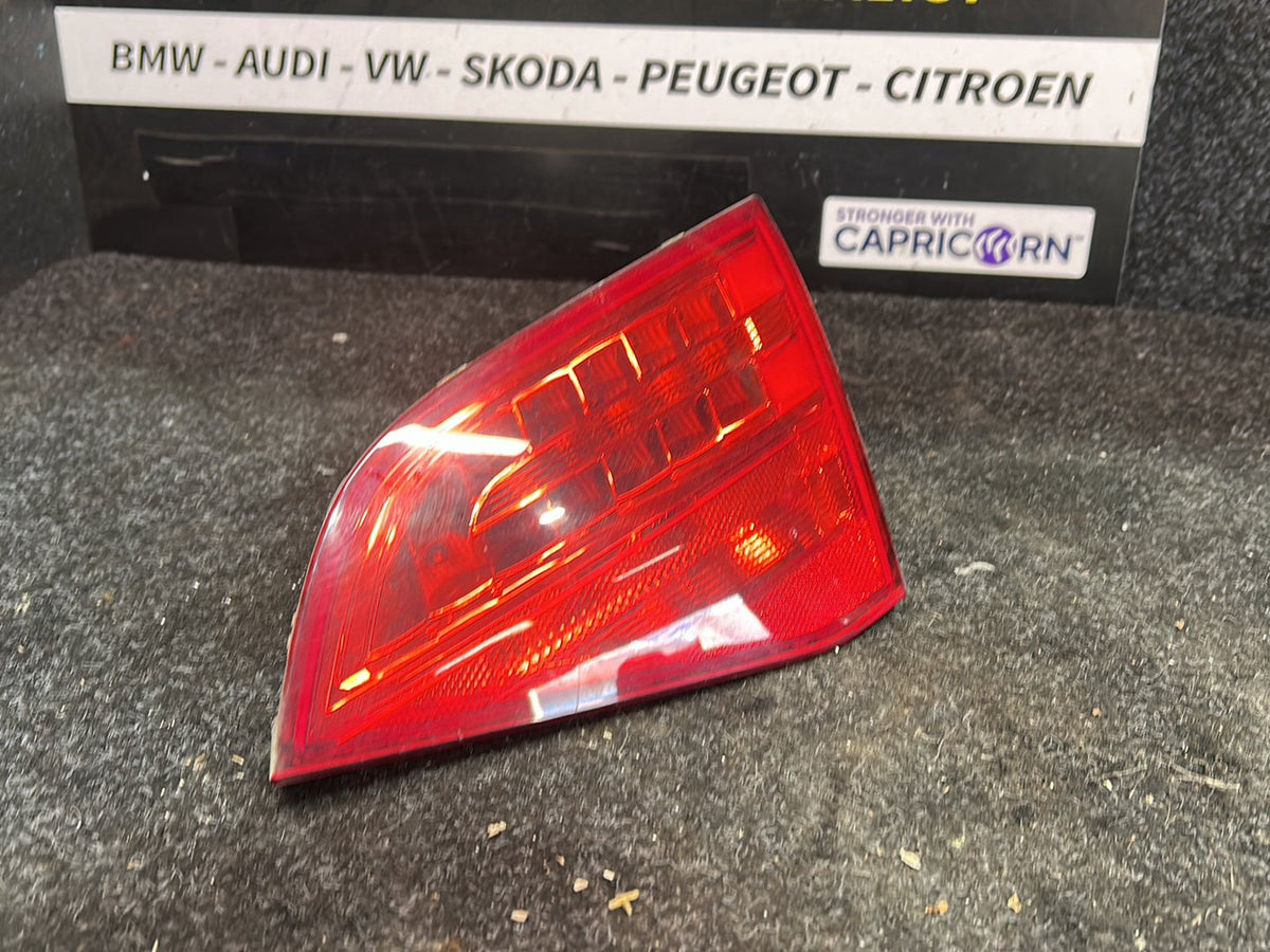 2010 Audi A4 Quattro - Right Tailgate Light PN: 8K9 945 094 B LED