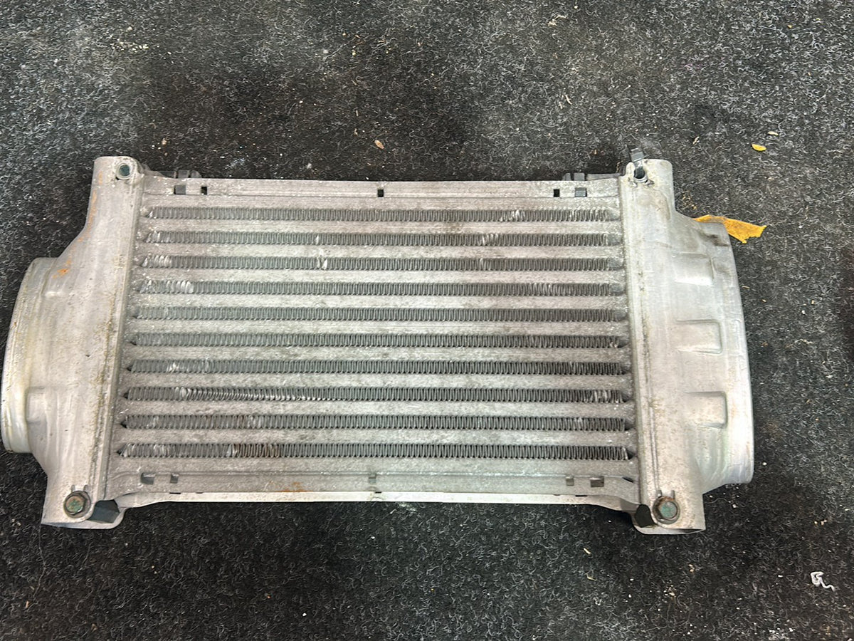 2007 Mini Countryman Cooper S WMWRH32070TK52032- Intercooler
