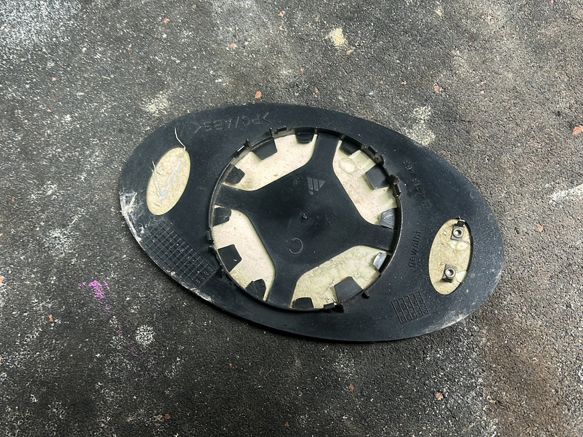 2004 Mini Cooper S R53 - Left Door Mirror Glass