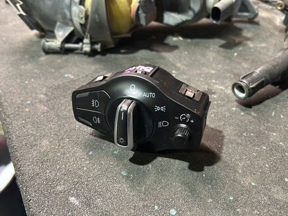 2010 Audi Q5- Light Control Unit
