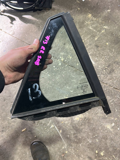 2021 Peugeot 2008 HNL- Right Rear Quarter Glass