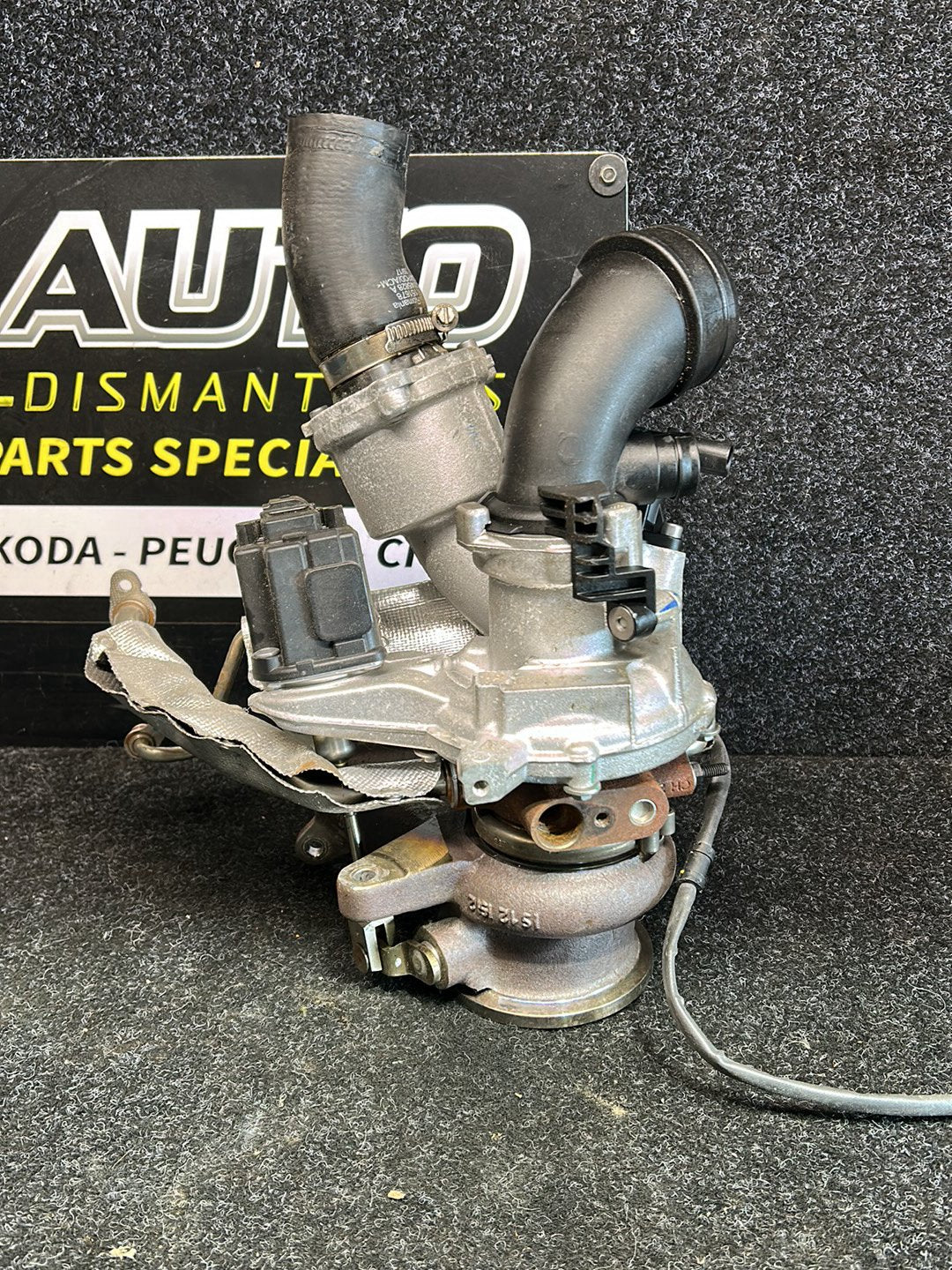 2018 Skoda Superb- Turbo Exhaust Manifold PN: 06K 145 721 G Exhaust gas turbocharger