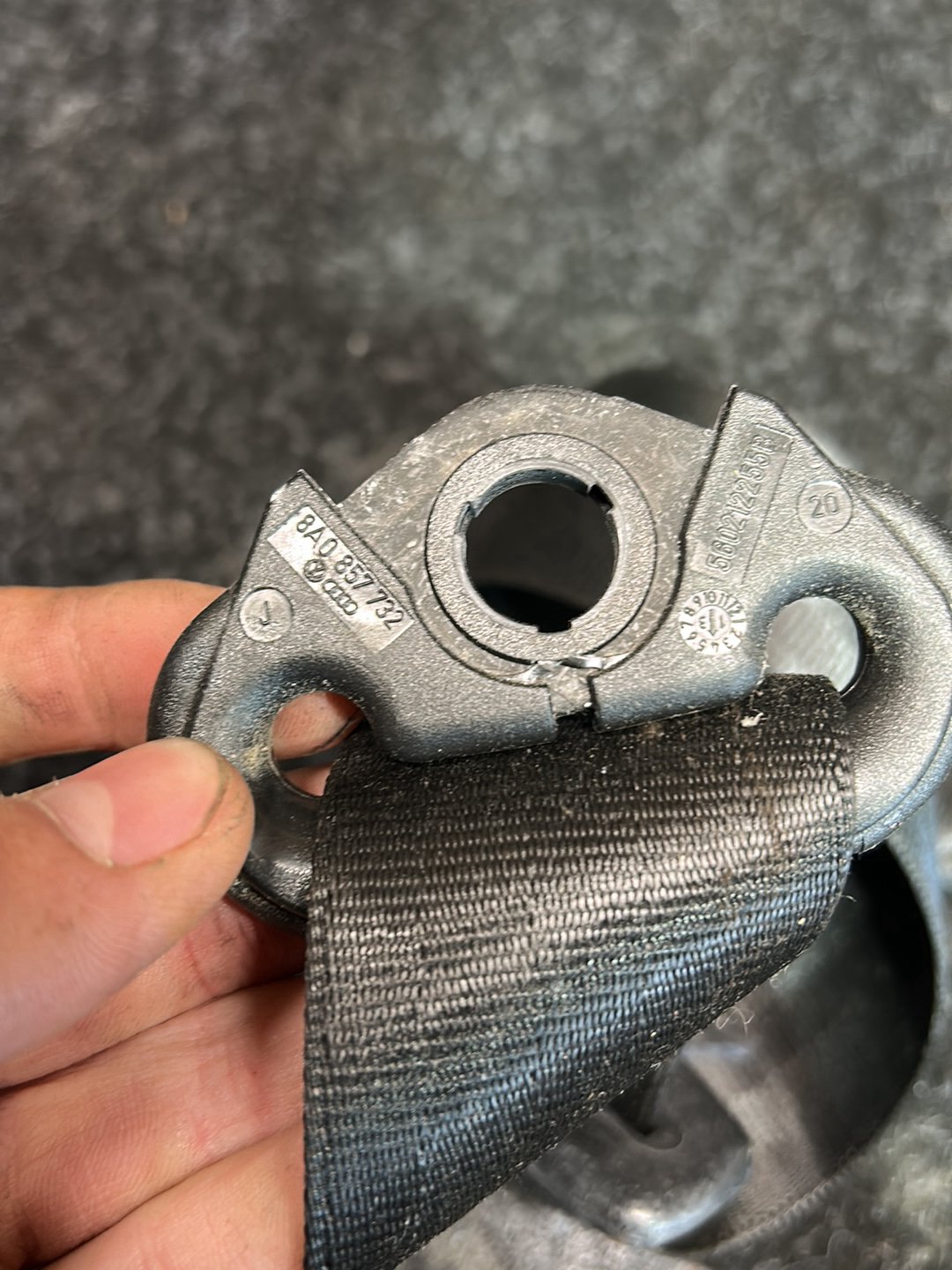2013 Audi A4 8K - Right Front Seat Belt PN: 8K1 857 706 K - three-point inertia reel seat belt with belt tensioner and belt pressure limiter - right