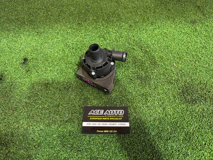 2014 Volkswagen Golf MK7 - Coolant Pump
