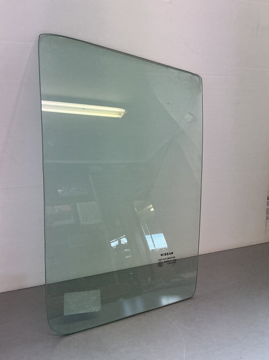 Nissan Tiida C11 - Left Rear Quarter Door Glass PN: C11 Tiida LR Green