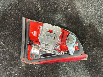 2010 Audi A4 Quattro - Right Tailgate Light PN: 8K9 945 094 B LED