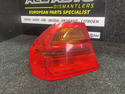 2006 3 Series E90 320i - Left Taillight PN: 63 21 6 937 457 Rear light in the side panel, left