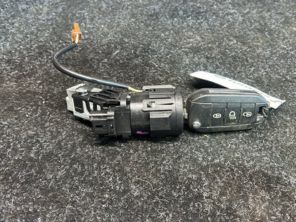 2018 Peugeot 2008 HNZ - Ignition With Key PN: 16 086 828 80 STEERING WHEEL LOCK
