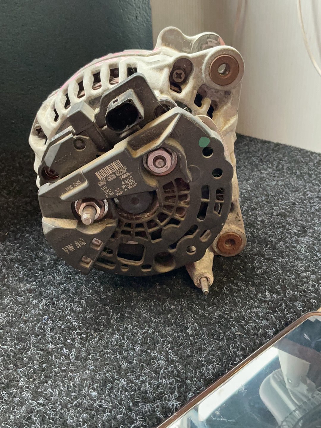 2005 Volkswagen Golf MK5- Alternator