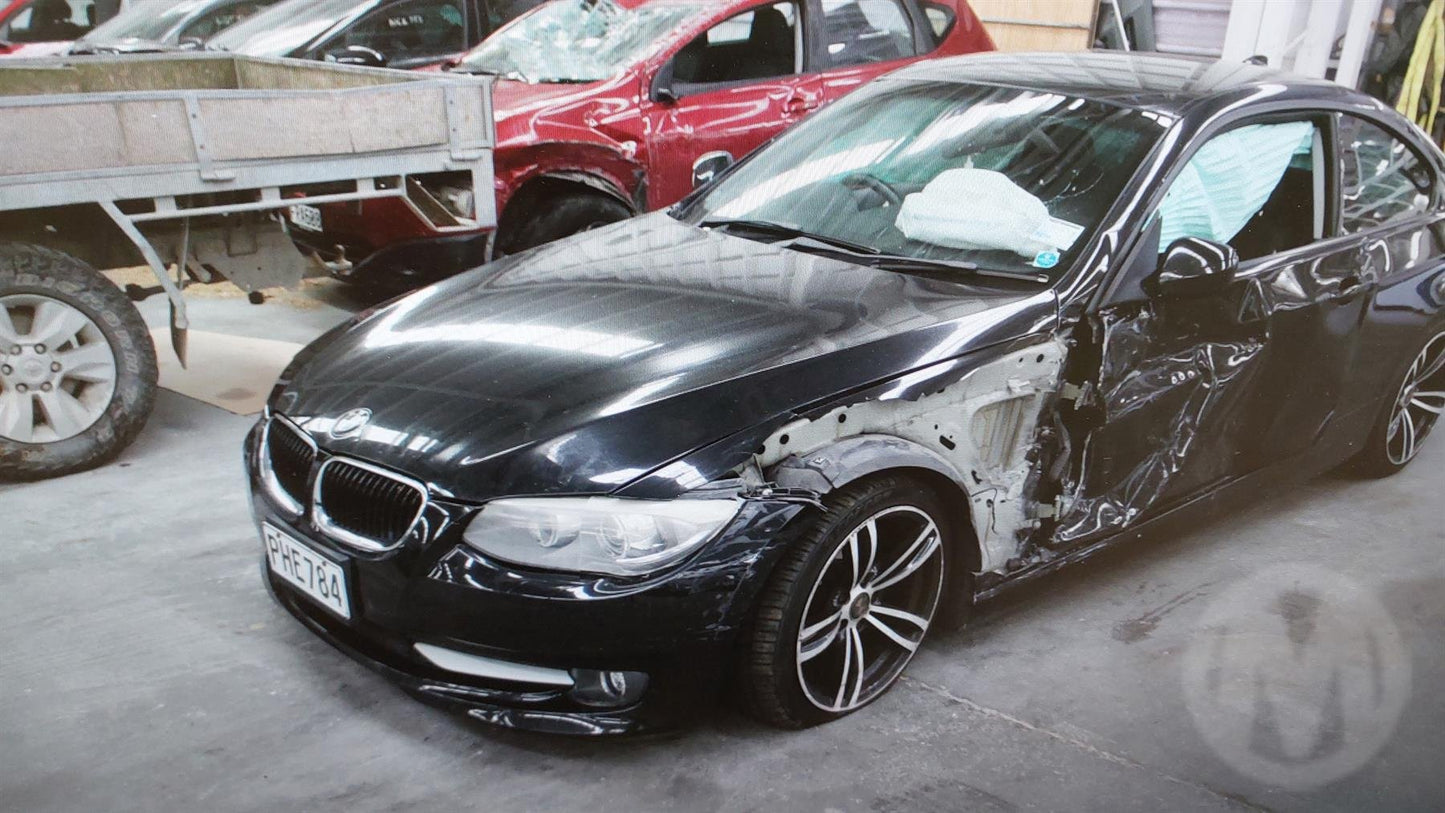 2010 BMW 320i E92