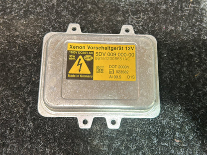 2005 BMW 525i 525i E61 - HID Control Unit