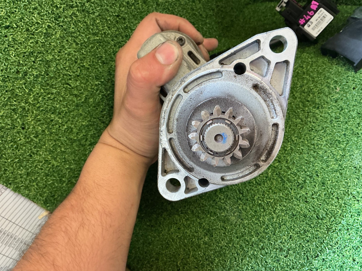 2013 Skoda Superb - Starter Motor