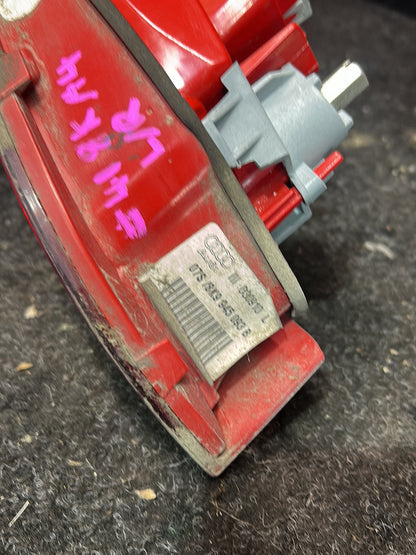 2010 Audi A4 Quattro - Left Tailgate Light PN: 8K9 945 093 B LED