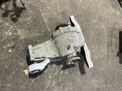 2004 Audi A4 8E WAUZZZ8H84K015641- Rear Differential Head