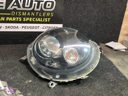 2008 Mini Countryman Cooper S R56 - Right Headlight PN: 63 12 7 269 990 Bi-xenon headlight, right