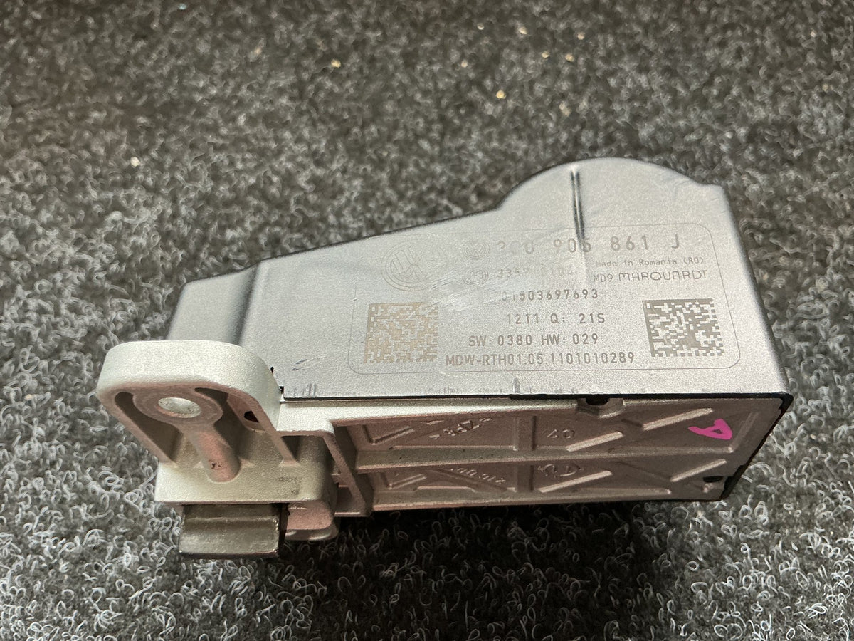 2011 Volkswagen Passat - Steering Column Lock Control Module
