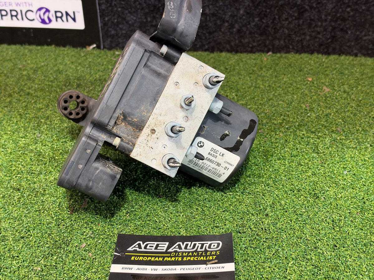 2012 BMW 116i WBA1A12020J205329 - ABS Pump