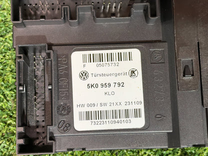 2010 Volkswagen Golf MK6 - 5K - Left Front Window Regulator/Motor