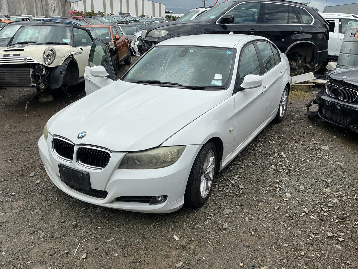 2011 BMW 320i e90