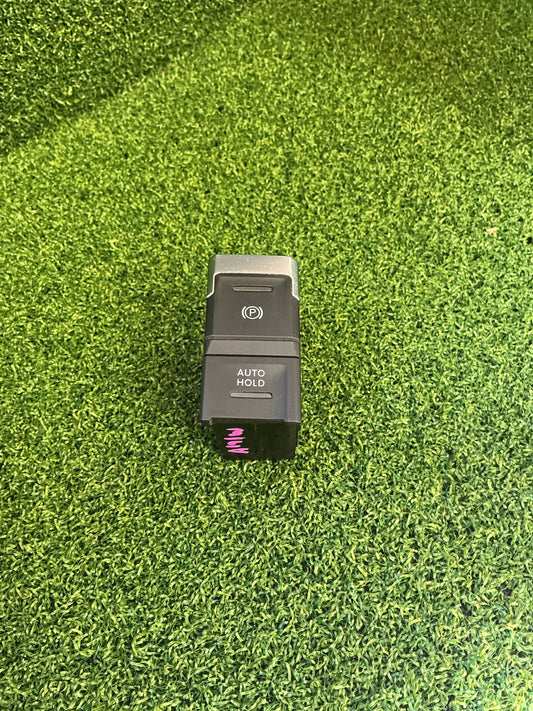 2017 Volkswagen Tiguan WVGZZZ5NZJW800125 - Handbrake Switch