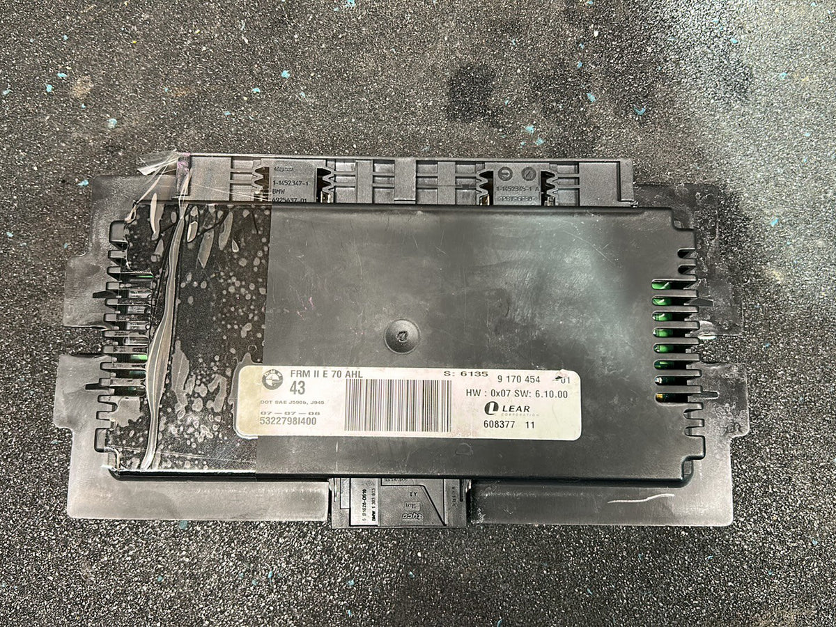 2008 BMW X5 - Footwell Module PN: 61 35 6 827 063 Footwell module 3