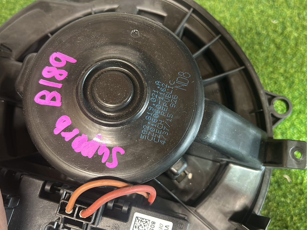 2016 Skoda Superb - Heater Fan Motor