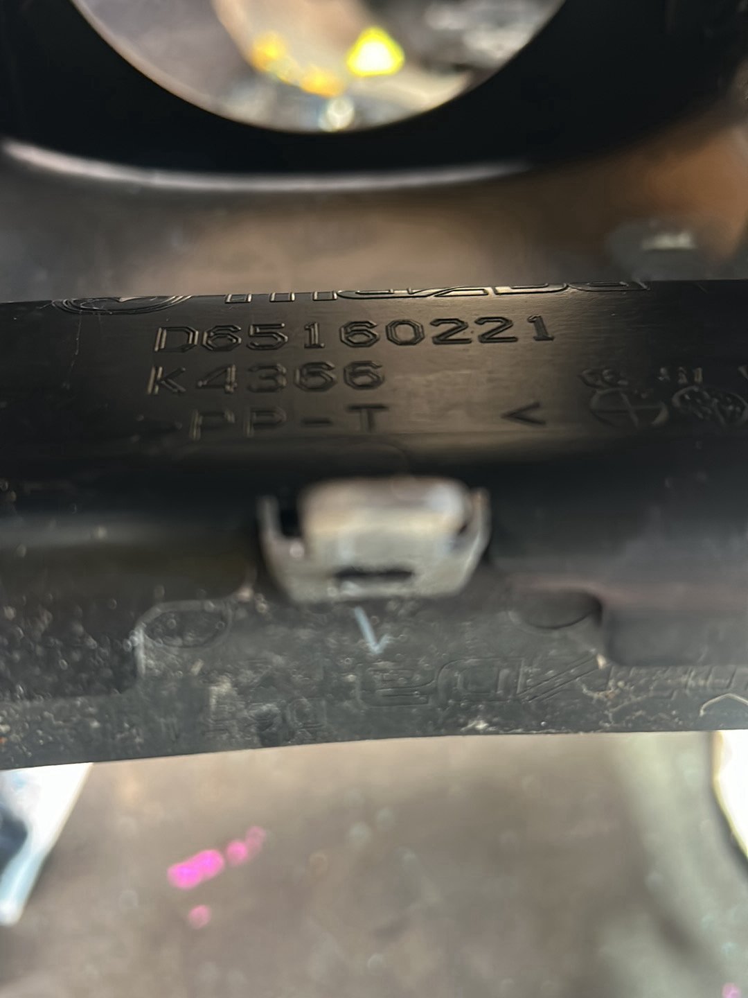 2010 Mazda Demio DE 07- DE3FS - Steering Column Shroud PN: D65160221