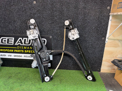 2011 BMW X3 F25 F25 - Right Front Window Regulator/Motor