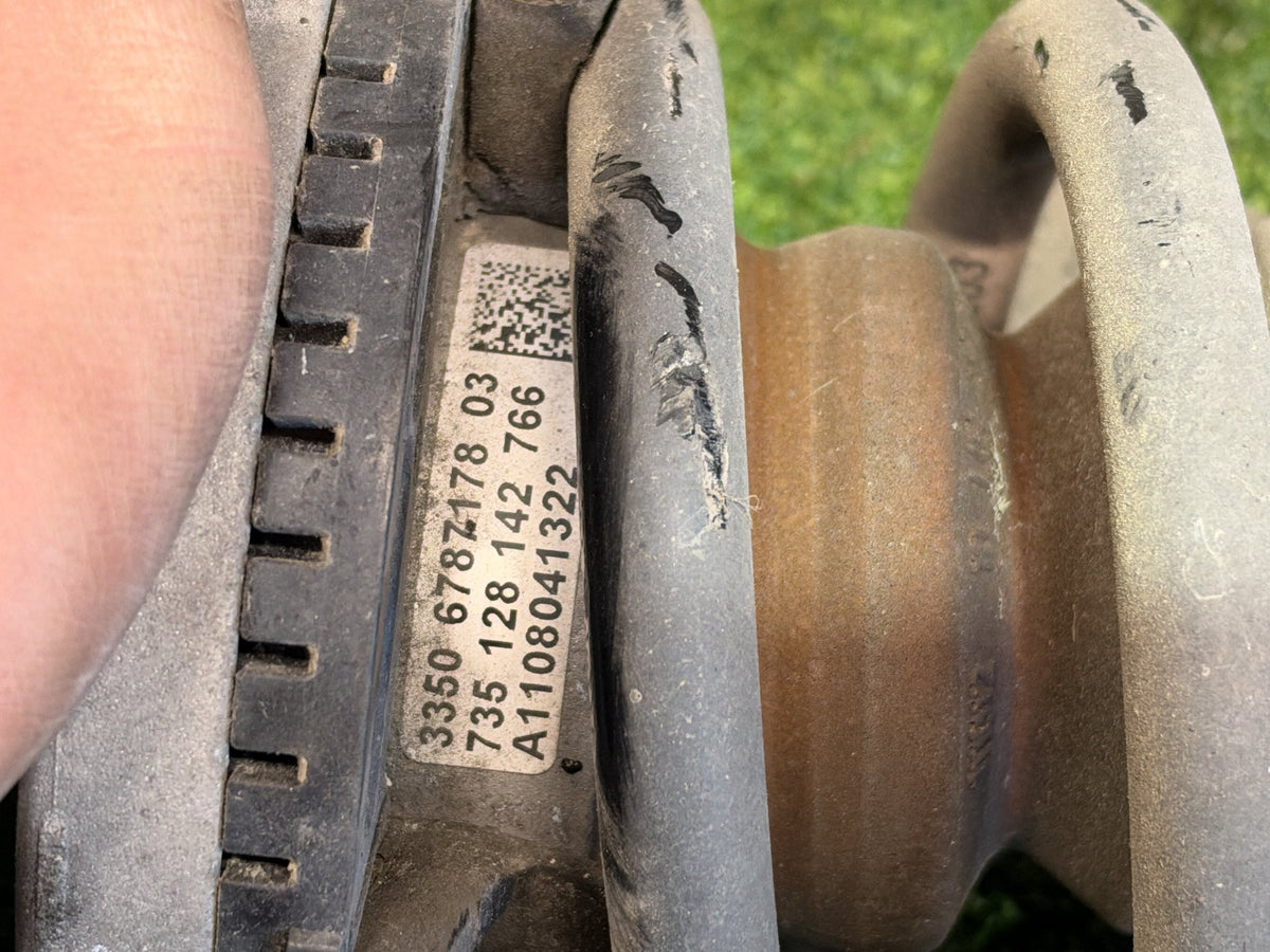 2011 BMW X3 F25 F25 - Rear struts