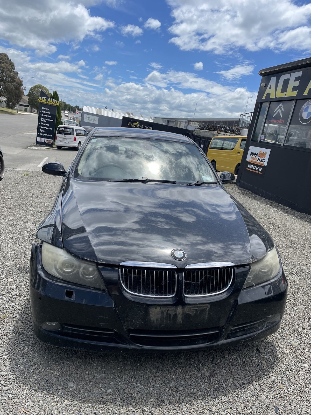 2005 BMW 330i E90