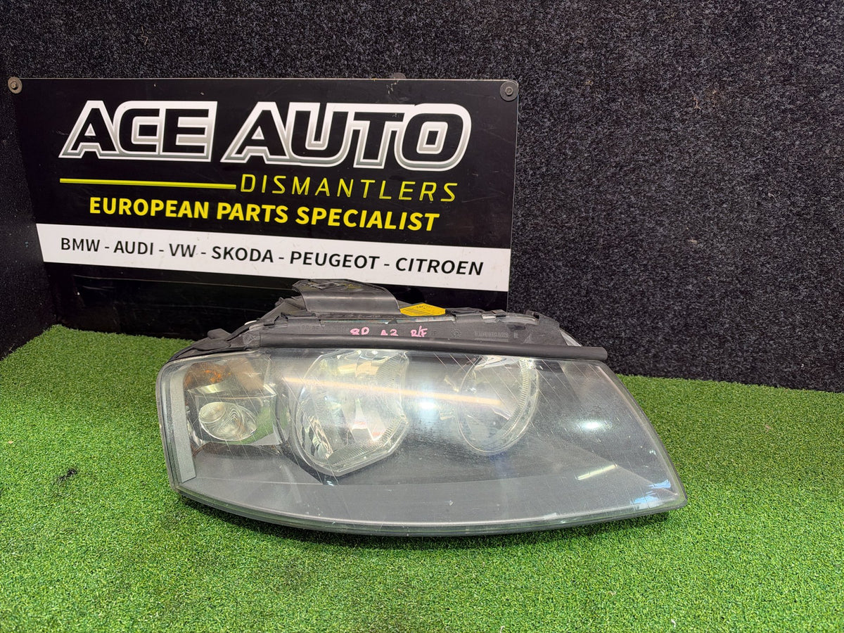2005 Audi A3 8P 03-13 WAUZZZ8P96A074939 - Right Headlight
